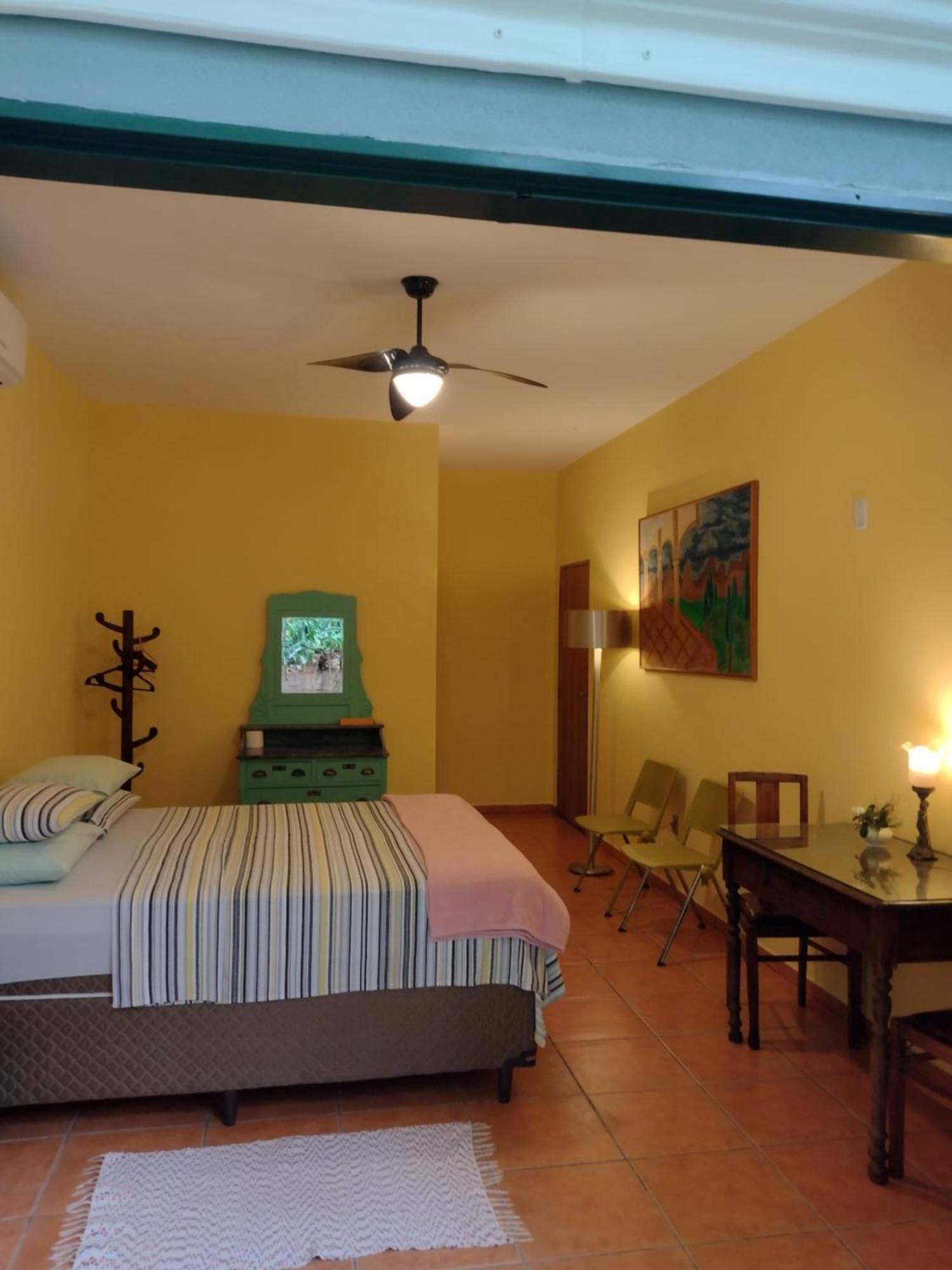 Suítes Brotas City Habitación foto