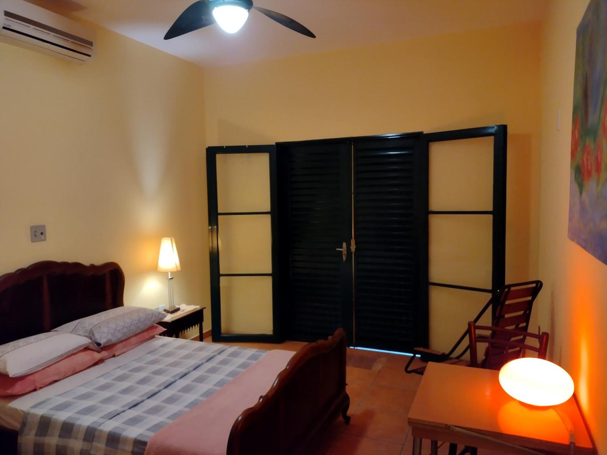 Suítes Brotas City Habitación foto
